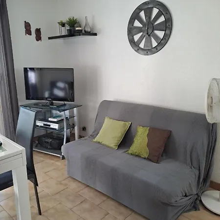 27m2 Dans Calme Et Arboree * Fréjus