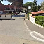 Lägenhet 27m2 Dans Calme Et Arboree Fréjus